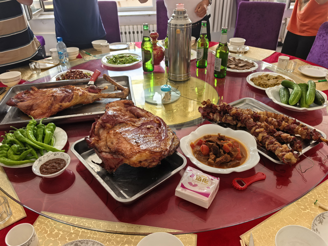 1754275810830622.jpg 40,二级总监欢送午宴.jpg