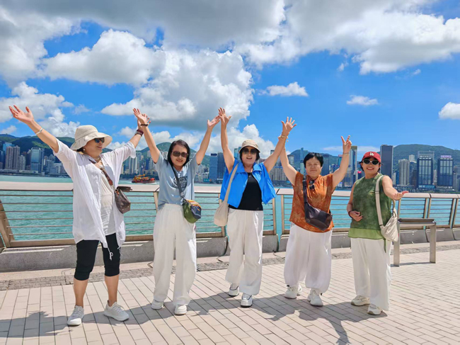 1758013488518591.jpg 22香港星光大道 (2).jpg